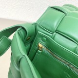 BV Bag17 26×18×8CM