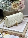 Borsa M0977 18.5 x 10 x 4cm