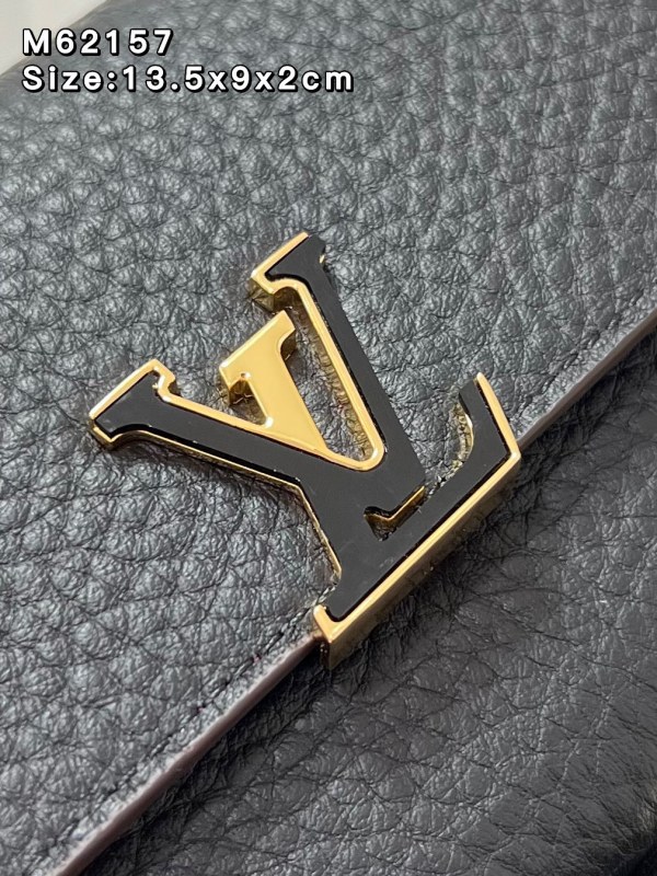 LV M62157 13.5x9.0x2cm