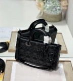 Borsa M0540  26×6×14 cm