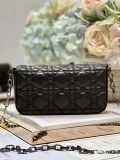 Borsa M0977 18.5 x 10 x 4cm