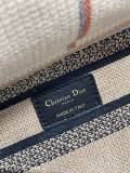 Dior M9027 24x20x11 cm