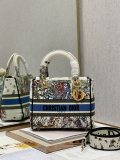 Dior M9027 24x20x11 cm