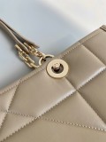 Dior Essential 36.5x28x17.5cm 