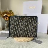 Pochette Di or Box incluso 
