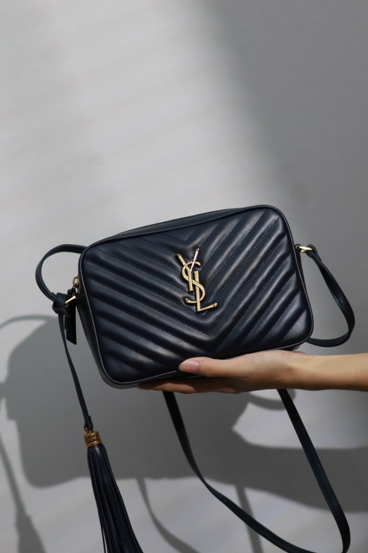 Camera bag LOU in pelle  761554- 520534 23x16x6cm