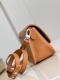 Borsa Buci M59386 24.5 x 15.5 x 9 cm