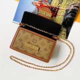 Portafoglio Dauphine con catenella M68746 18.5 x 12 x 5 cm