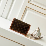 Portafoglio Dauphine con catenella M68746 18.5 x 12 x 5 cm