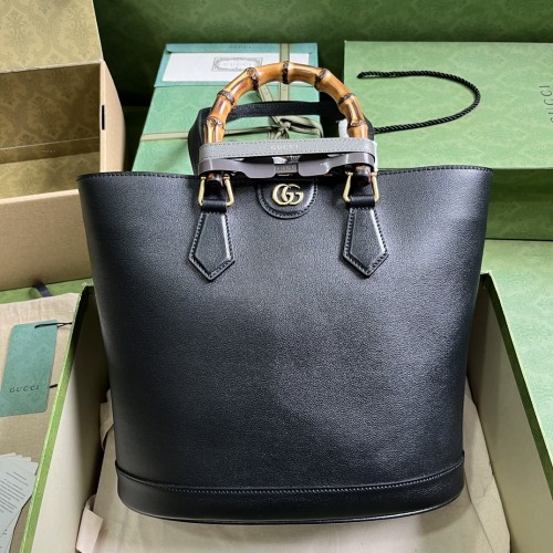 Borsa shopping Gucci Diana misura media Modello 750394