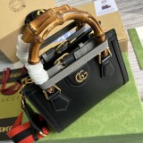 Mini borsa shopping Gucci Diana Modello 702732