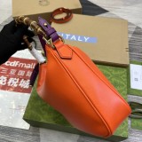 Borsa a spalla Gucci Diana misura media Modello 746124