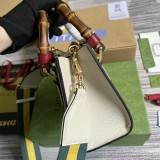 Mini borsa shopping Gucci Diana Modello 702732