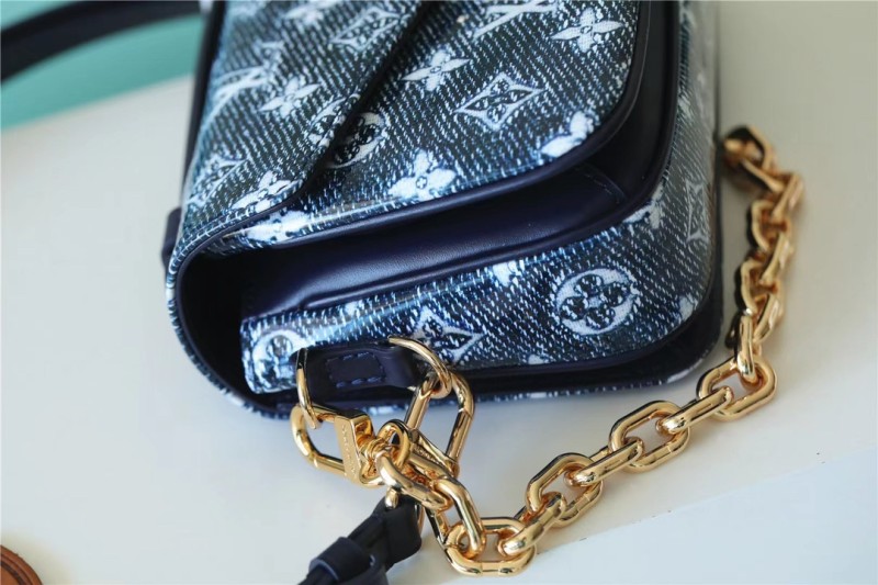Pochette Metis East West M22834 21.5 x 13.5 x 6 cm