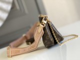 Multi Pochette Accessoires M44813 M44840 24 x 13.5 x 4 cm