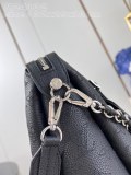 Borsa Hand It All MM M24133 M24132  32 x 29 x 13 cm