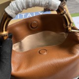 Borsa a spalla Gucci Diana misura piccola Modello 746251