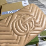 Borsa a spalla GG Marmont matelassé misura piccola Modello 447632