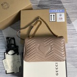 Borsa a spalla GG Marmont matelassé misura media Modello 443496