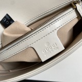 Borsa a spalla GG Marmont matelassé misura media Modello 443496