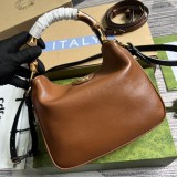 Borsa a spalla Gucci Diana misura piccola Modello 746251