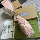 Borsa a spalla in pelle matelassé con GG misura piccola Modello 739709