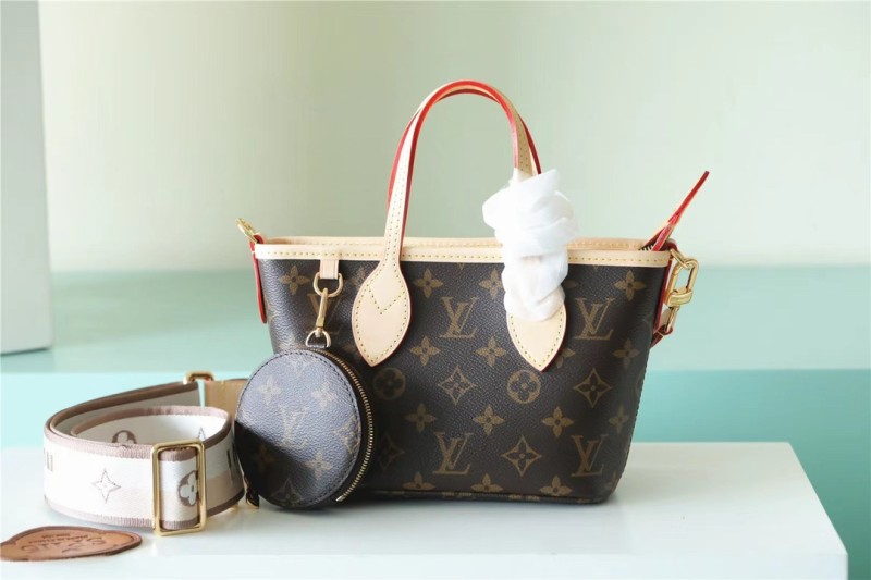 Neverfull BB M46705 24 x 14 x 9 cm