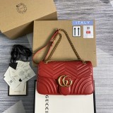 Borsa a spalla GG Marmont matelassé misura media Modello 443496