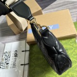 Borsa a spalla in pelle matelassé con GG misura piccola Modello 739709