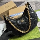 Borsa a spalla in pelle matelassé con GG misura piccola Modello 739709