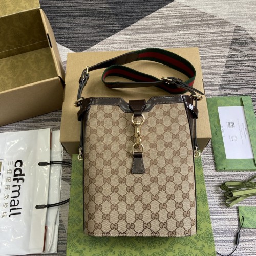 Borsa a secchiello misura media Modello 782911
