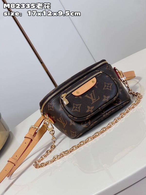 Mini Bumbag M82335 17 x 12 x 9.5 cm