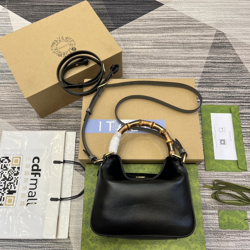 Borsa a spalla Gucci Diana misura piccola Modello 746251