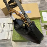 Borsa a spalla Gucci Diana misura piccola Modello 746251