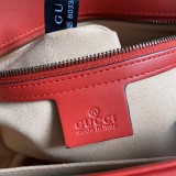 Borsa a spalla GG Marmont matelassé misura media Modello 443496
