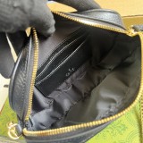 Super mini borsa GG Marmont Modello 772759