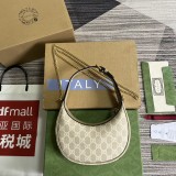 Mini borsa a mezzaluna GG Modello 726843