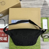 Marsupio in tessuto jumbo GG Modello 696031