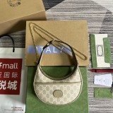 Mini borsa a mezzaluna GG Modello 726843