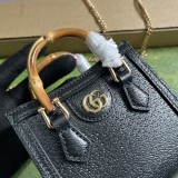 Super mini borsa Gucci Diana Modello 760251
