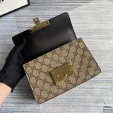 Borsa a spalla Padlock GG misura piccola Modello 409487