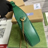Mini borsa a mezzaluna GG Marmont Modello 699514