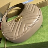 Mini borsa a mezzaluna GG Marmont Modello 699514