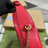 Mini borsa a mezzaluna GG Marmont Modello 699514