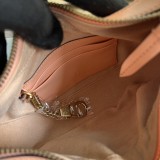 Mini borsa a mezzaluna GG Marmont Modello 699514