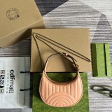 Mini borsa a mezzaluna GG Marmont Modello 699514