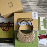 Mini borsa a mezzaluna GG Marmont Modello 699514