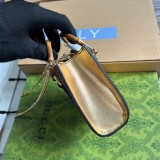 Super mini borsa Gucci Diana Modello 760251