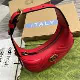 Mini borsa a mezzaluna GG Marmont Modello 699514