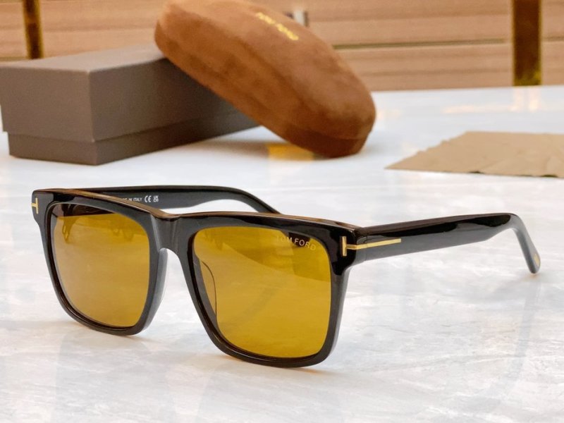 Occhiali Tom Ford P140